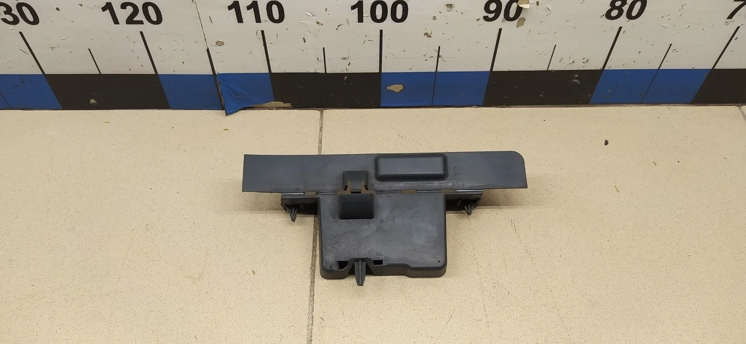 Воздуховод радиатора левый Duster 2012>