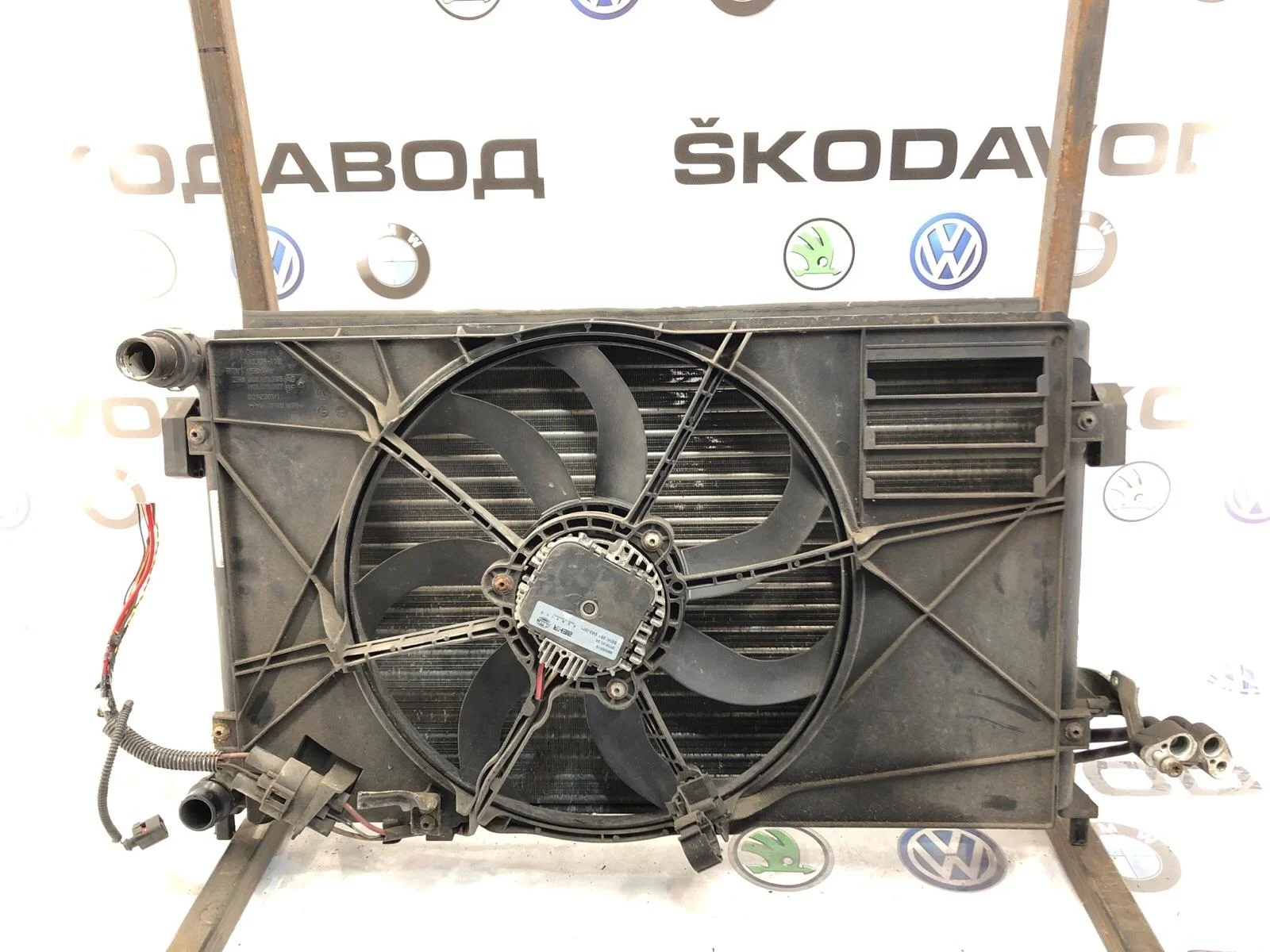 Кассета радиатора Skoda Octavia 2011 1K0121205AG A5 (1Z) 1.6 BSE