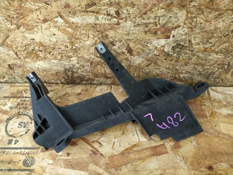 Кронштейн фары BMW X3 2008 E83