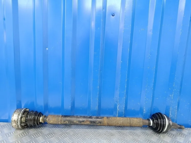 Привод Skoda Octavia 1997 1J0407272BL A4 1.6 AKL, передний правый