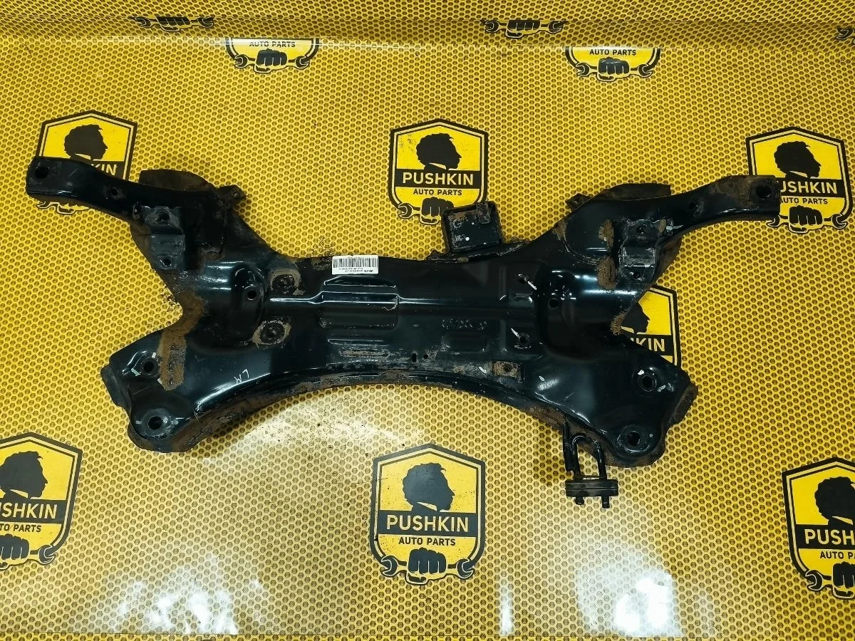 Подрамник двигателя Hyundai IX35 2013 624002Y000 LM G4KD, передний