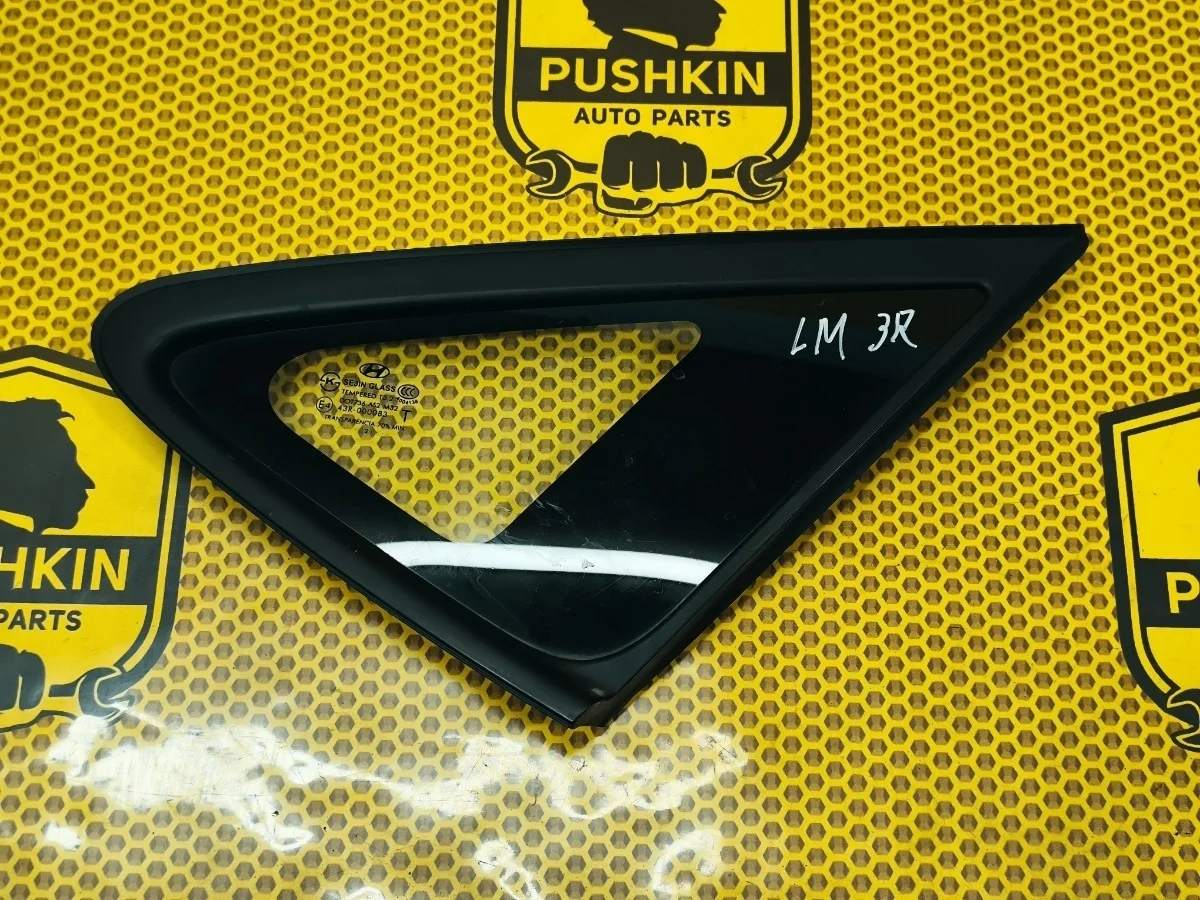 Стекло кузовное Hyundai IX35 2013 878202S000 LM G4KD, заднее правое