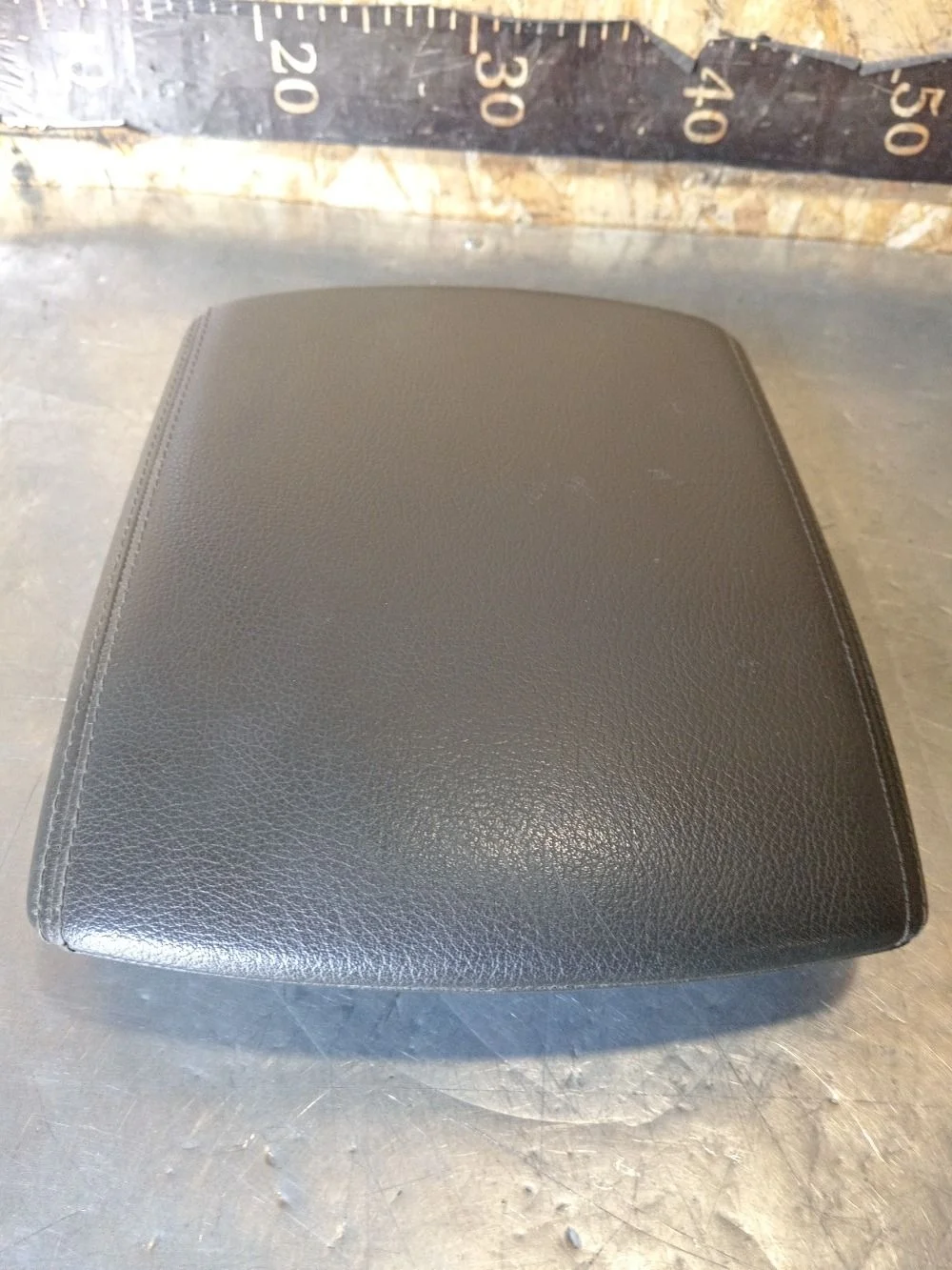 Подлокотник Nissan Navara D40 рестайлинг (2010—2015) 2010 KAP