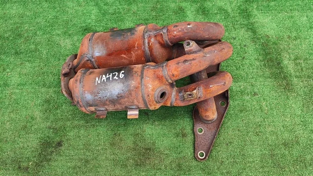 Б.у. коллектор выпускной с катализатором MITSUBISHI GRANDIS NA4W MITSUBISHI GRANDIS NA4W