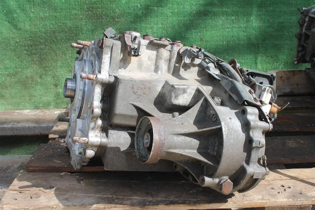 Б.у. раздаточная коробка MITSUBISHI PAJERO V77W MITSUBISHI PAJERO V77W