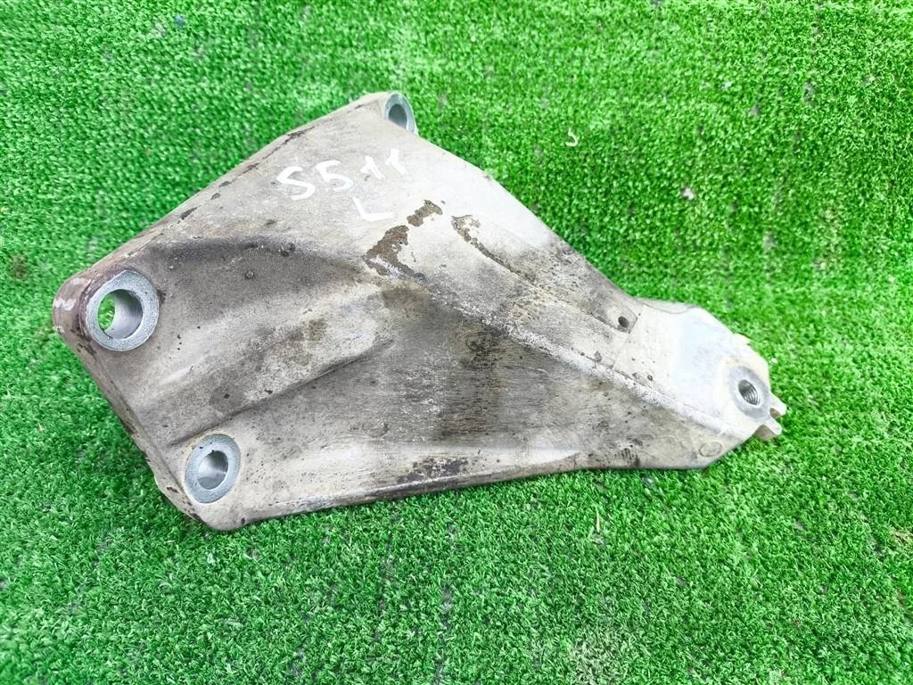 Б.у. кронштейн опоры двигателя INFINITI QX70 S51 INFINITI QX70 S51