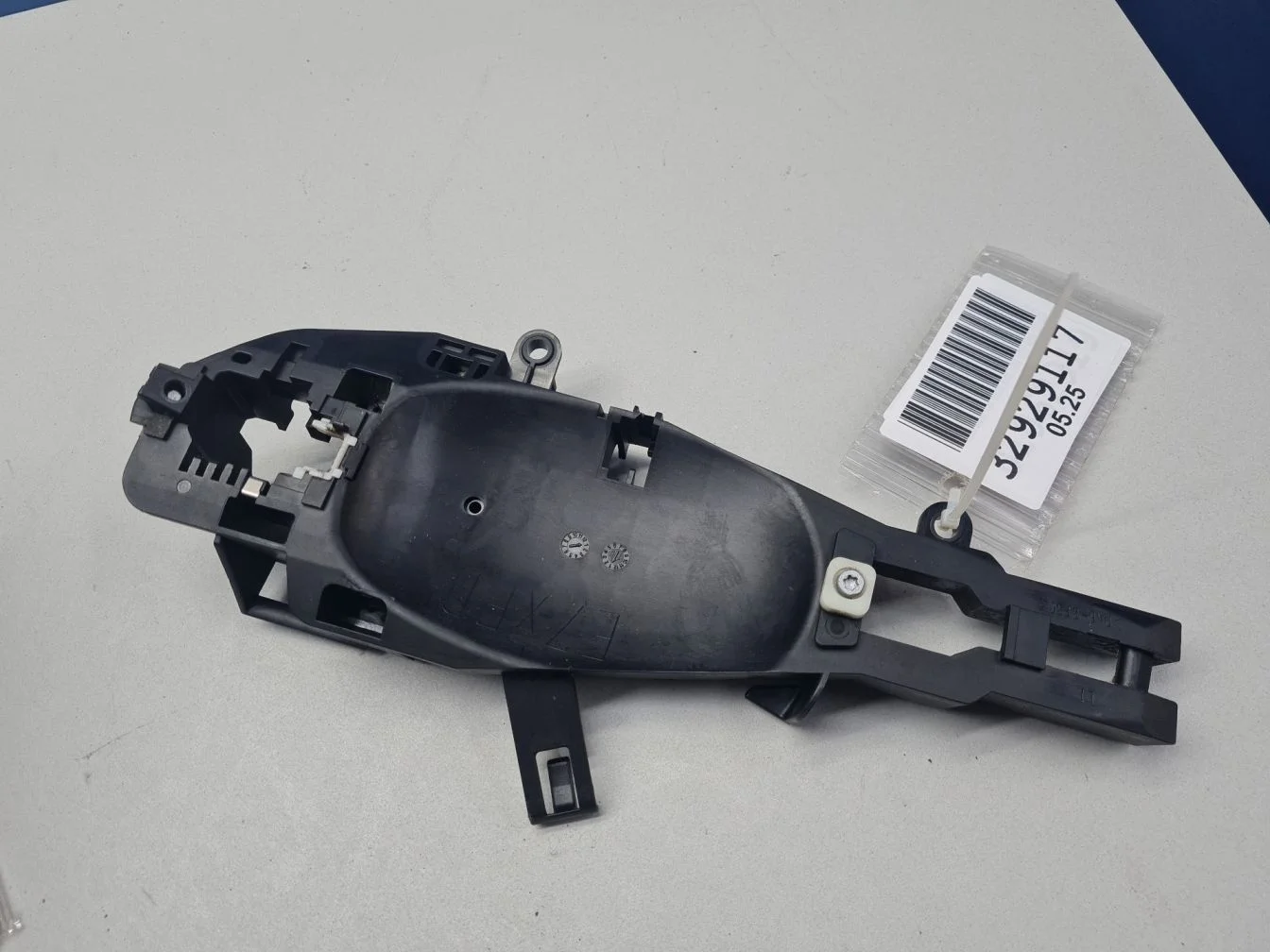 Кронштейн ручки двери левой для BMW X3 F25 2010-2017