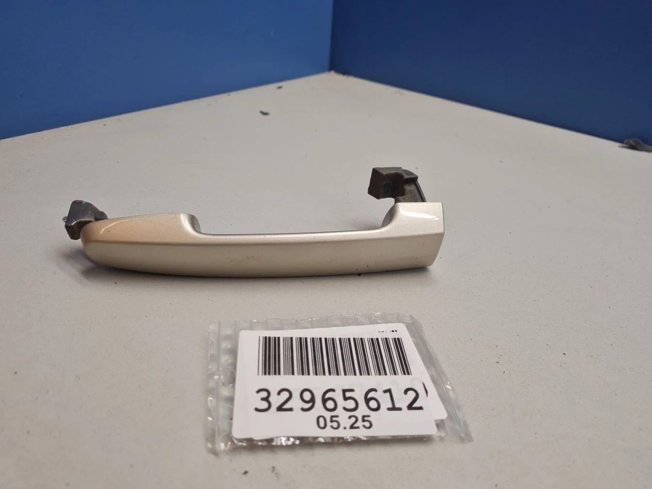 Ручка двери нaружная для Toyota RAV 4 2005-2013