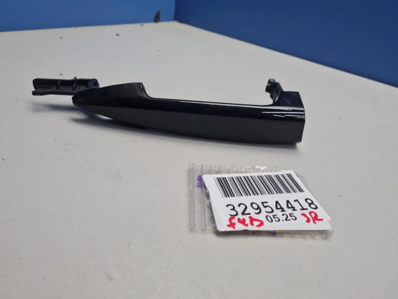 Ручка двери нaружная правая для BMW X1 F48 2015-2023