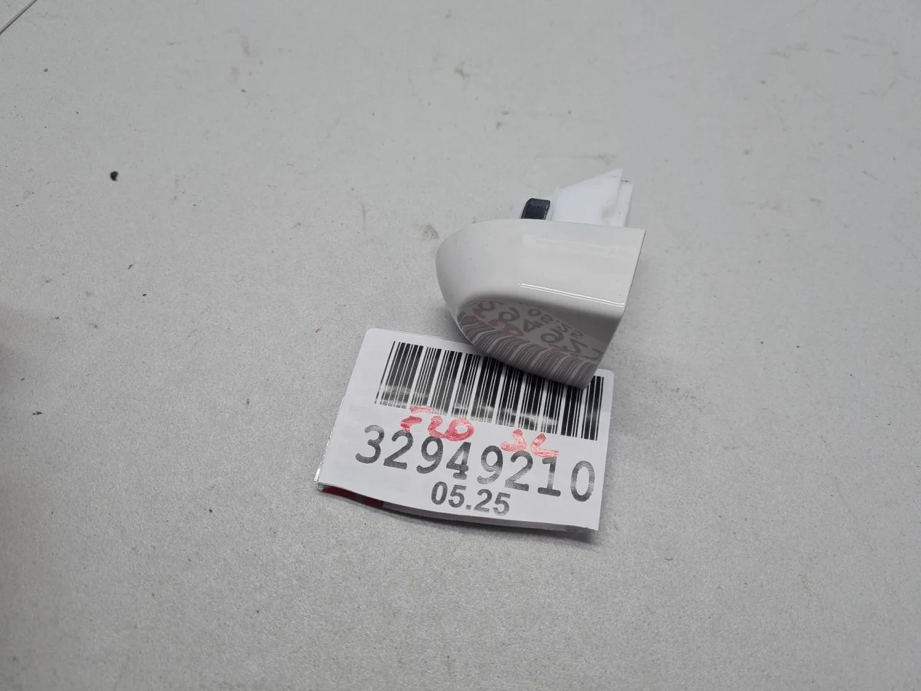 Накладка ручки двери левая для BMW 1 F20 F21 2011-2019