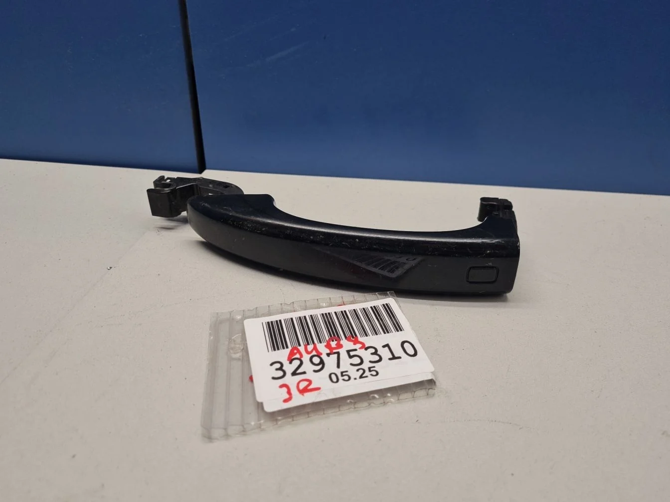 Ручка двери нaружная для Audi A4 B8 2007-2015