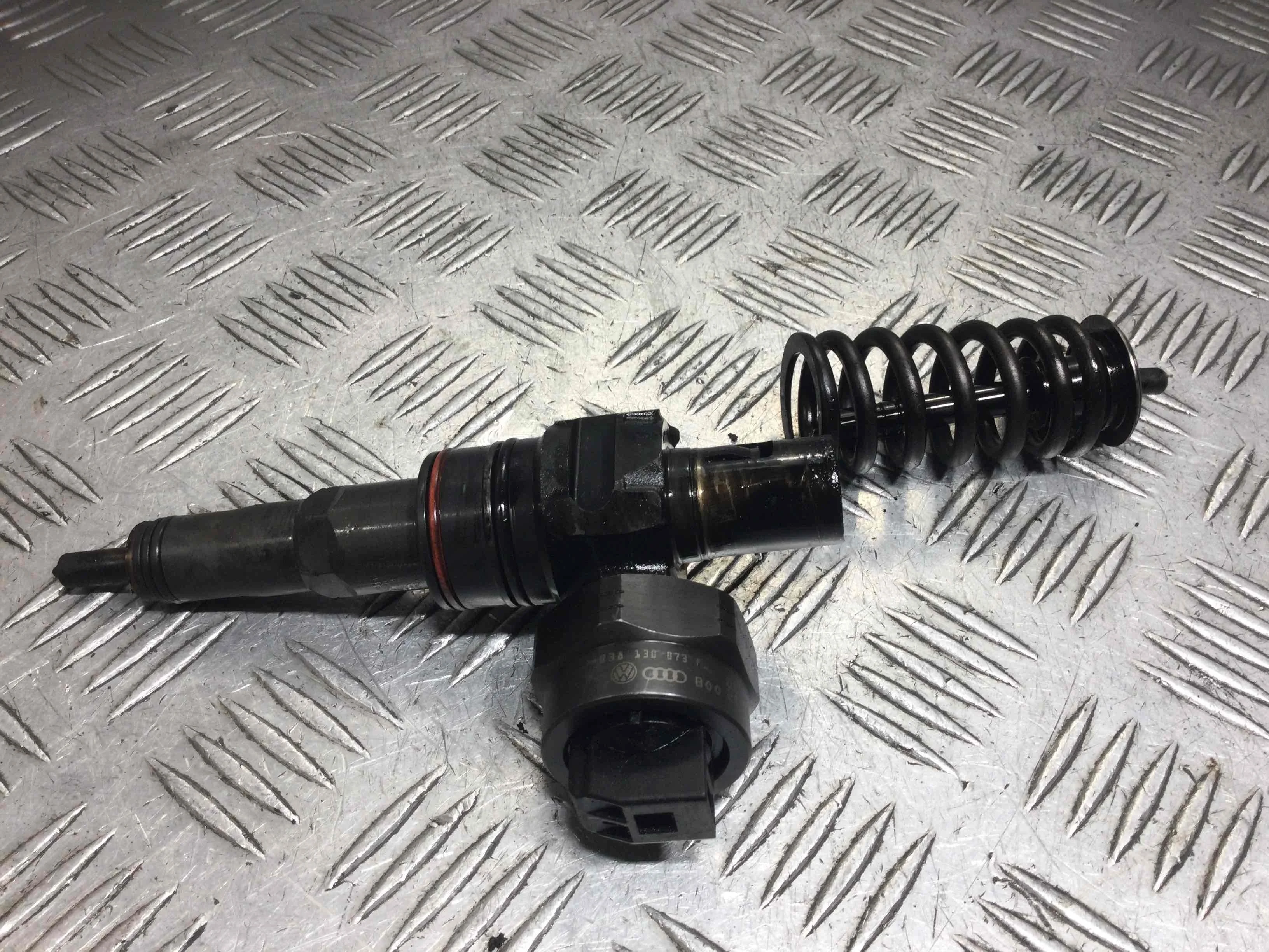 Форсунка Volkswagen Polo 3 поколение (1994-2001) дизель 1.4 TDI Механика Х/б