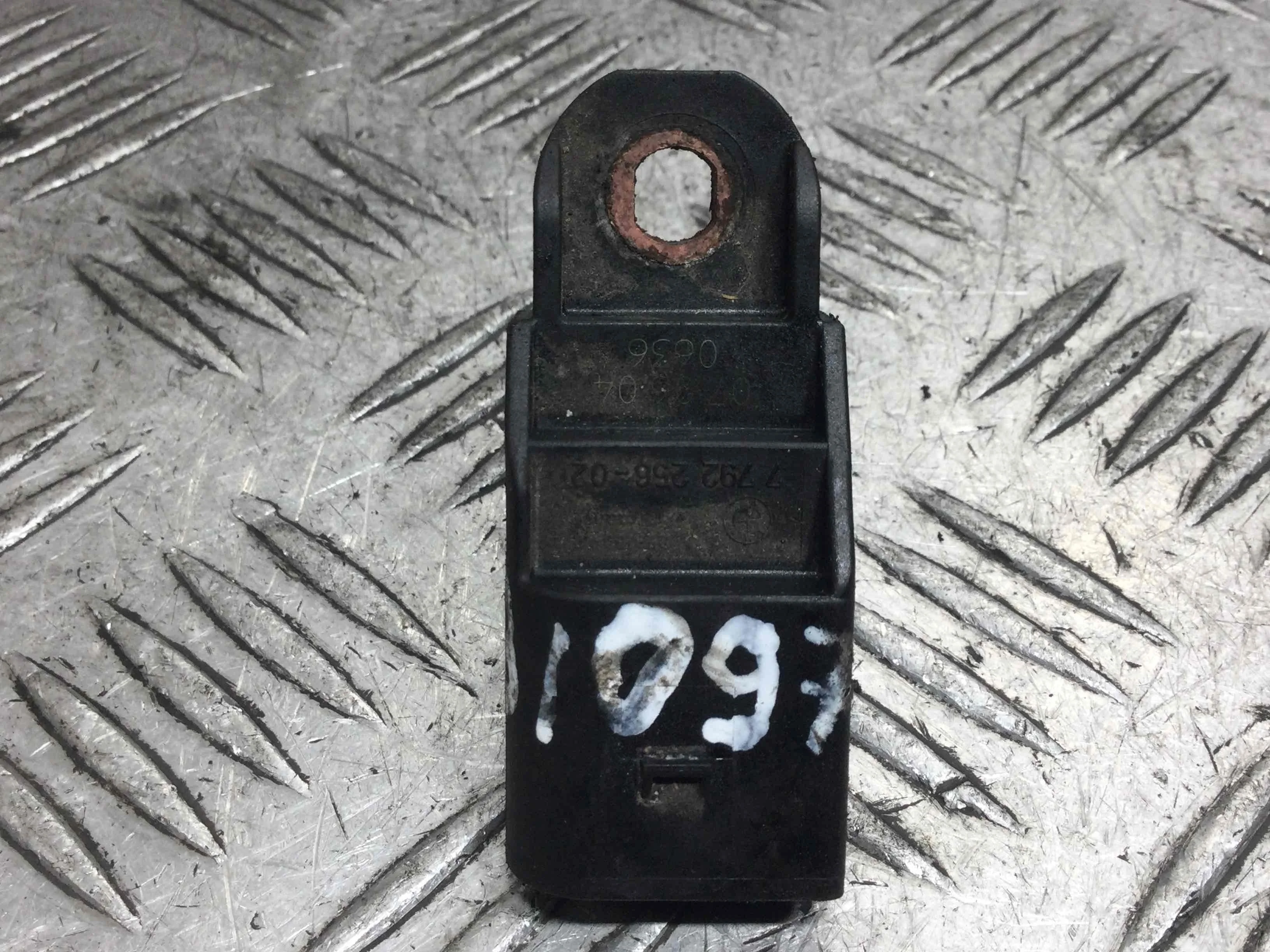 Датчик распредвала BMW 5-Series E60/E61 (2002-2007) дизель 2.5 TDI Автомат Седан