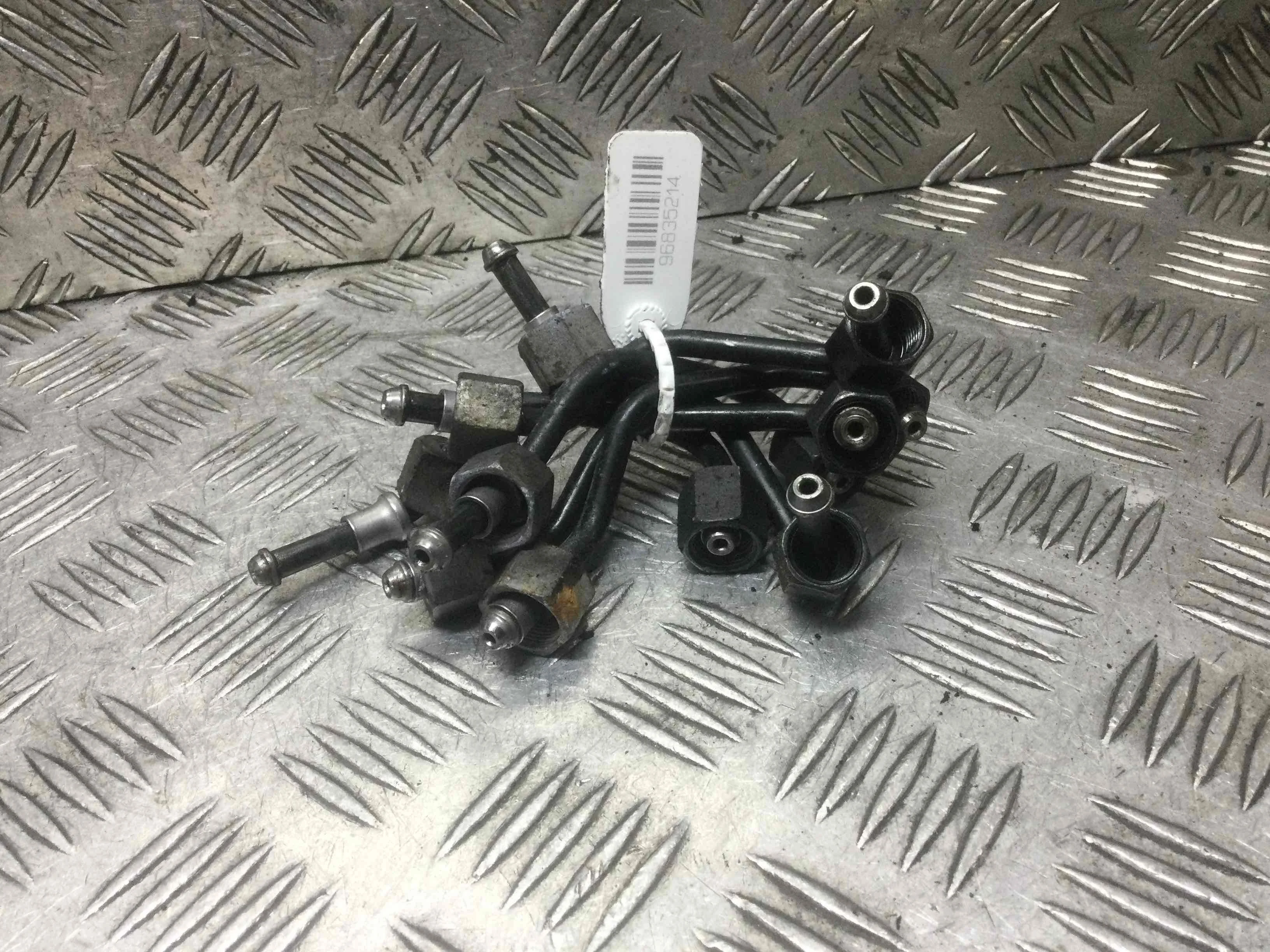 Трубка топливная Mercedes ML W164 (2005-2008) дизель 3.0 CDI Автомат Универсал