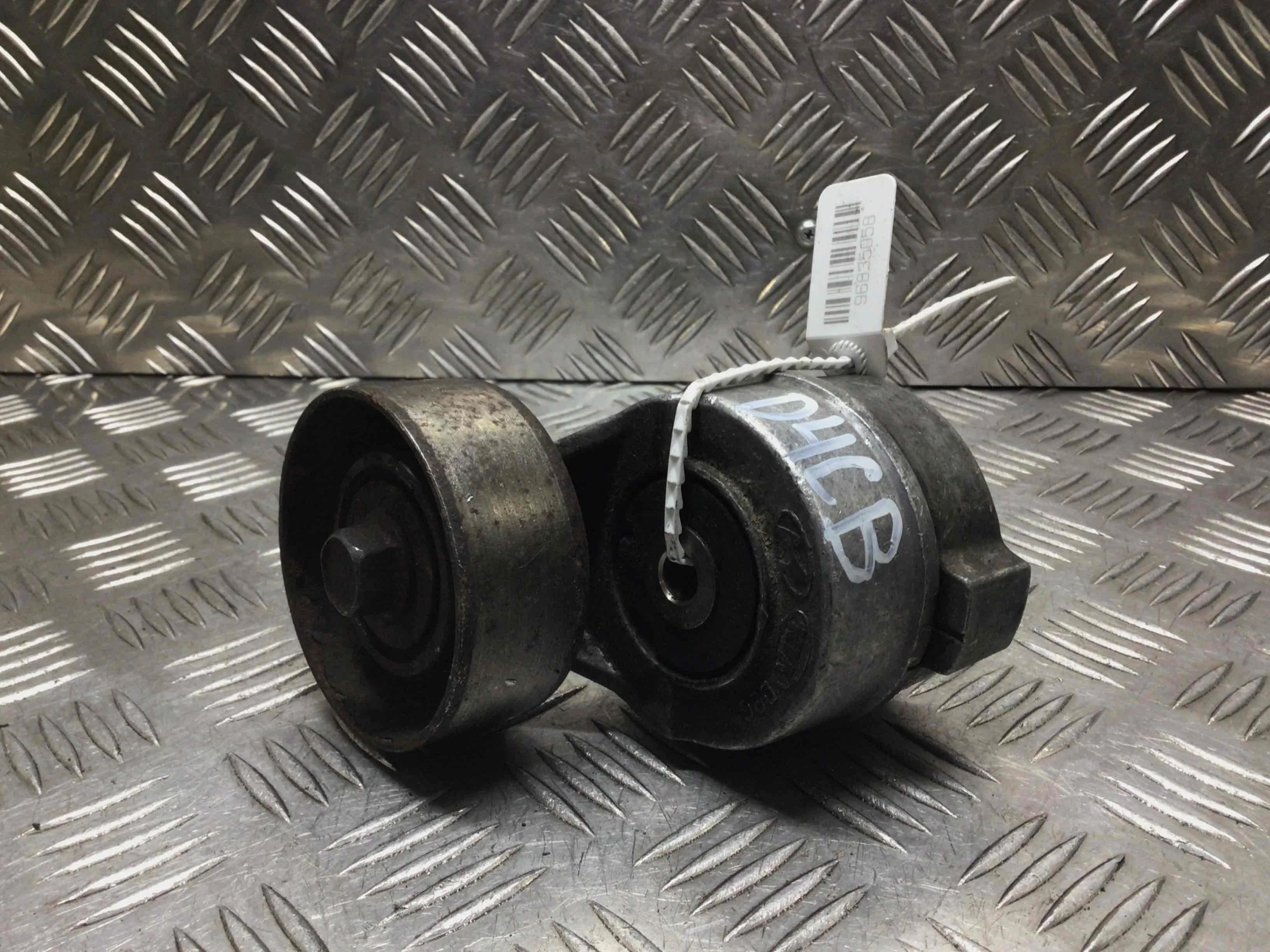 Натяжитель ремня генератора Kia Sorento 1 поколение (2002-2006) дизель 2.5 CRDi Механика