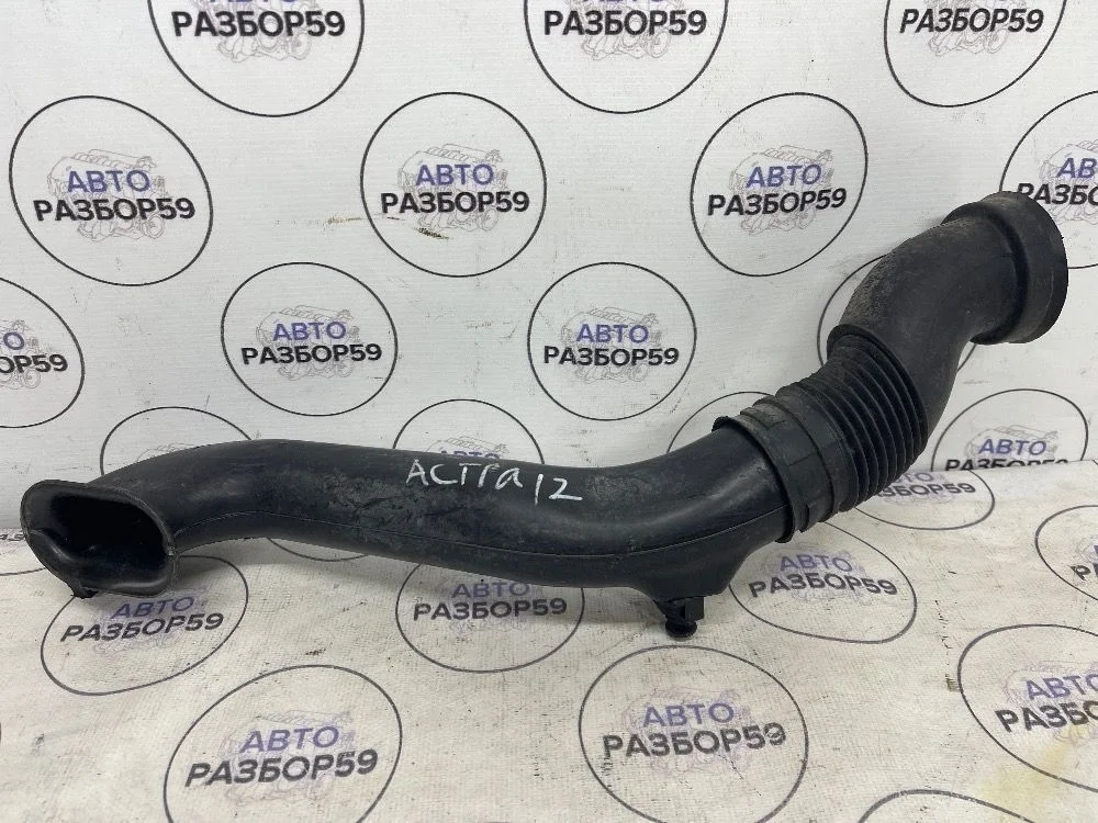 Воздухозаборник Opel Astra H рестайлинг (2006—2014)