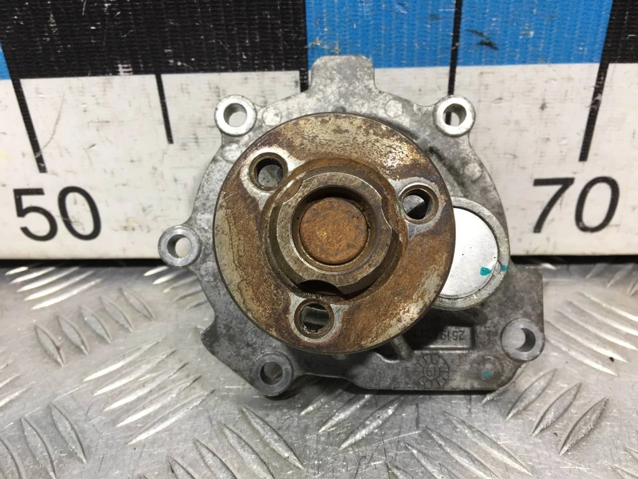 [Б/У] Насос водяной Opel Chevrolet [Код: 00588884 ]