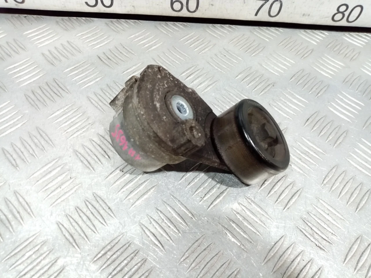 [Б/У] Натяжитель ремня [Код: 00609675 ]