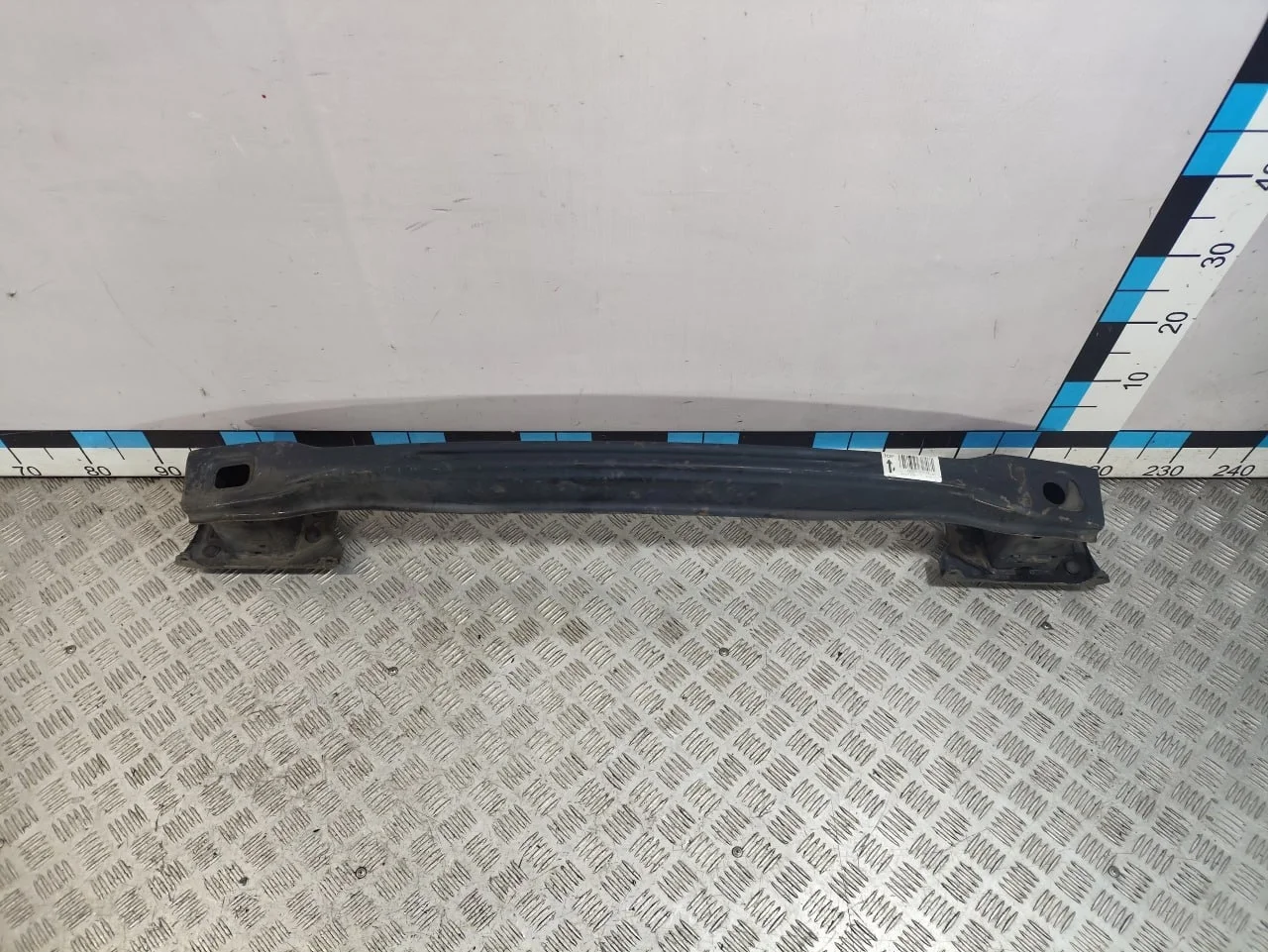 [Б/У] Усилитель заднего бампера Mercedes [Код: 00608726 ]