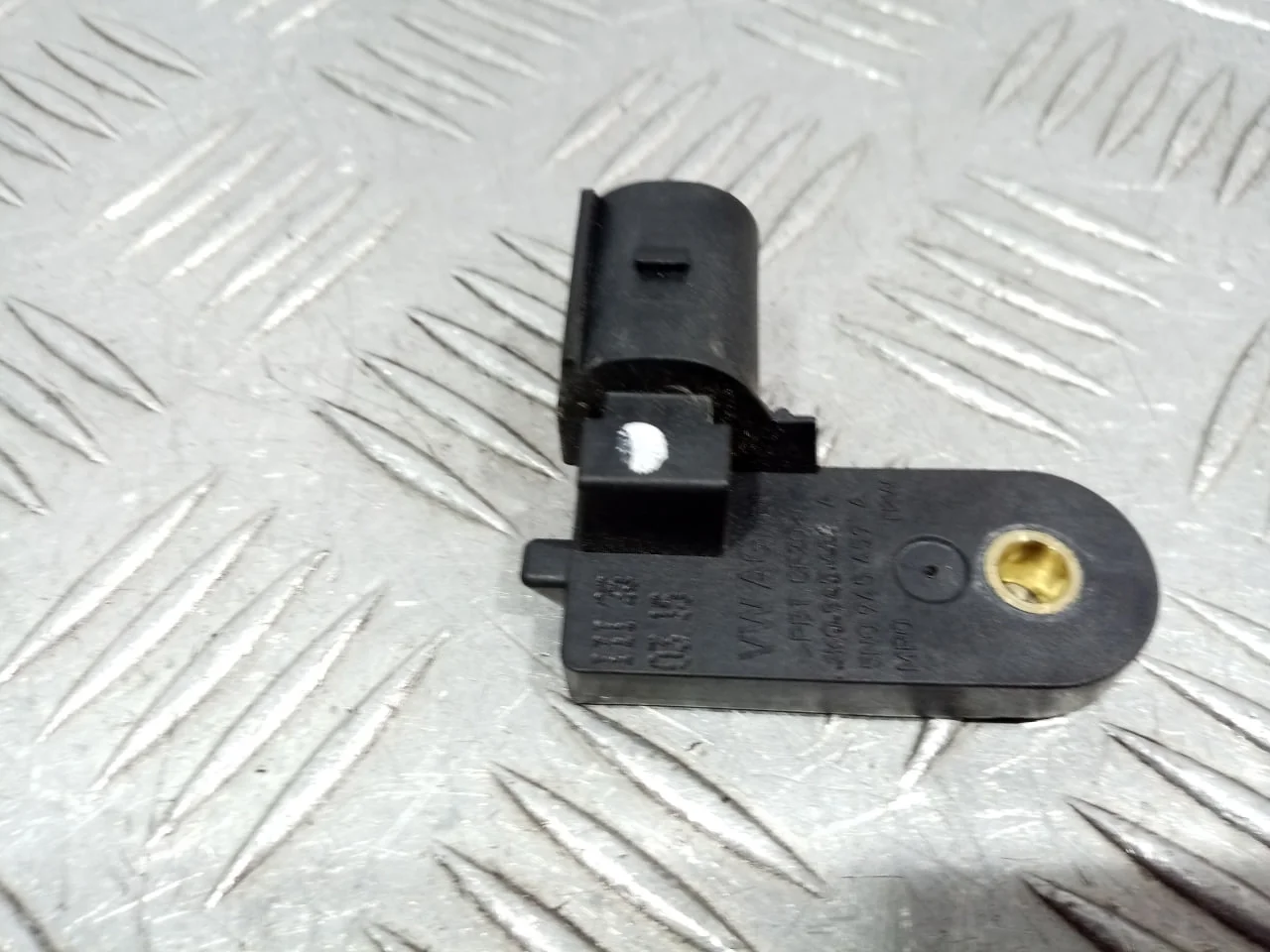 [Б/У] Датчик включения стоп сигнала [Код: 00605905 ]