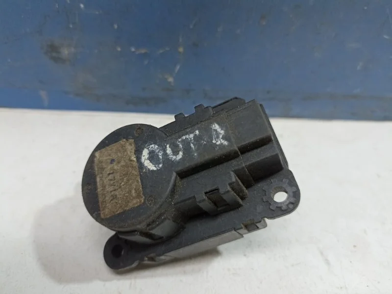 Моторчик заслонки печки Mitsubishi Outlander XL 7820A080