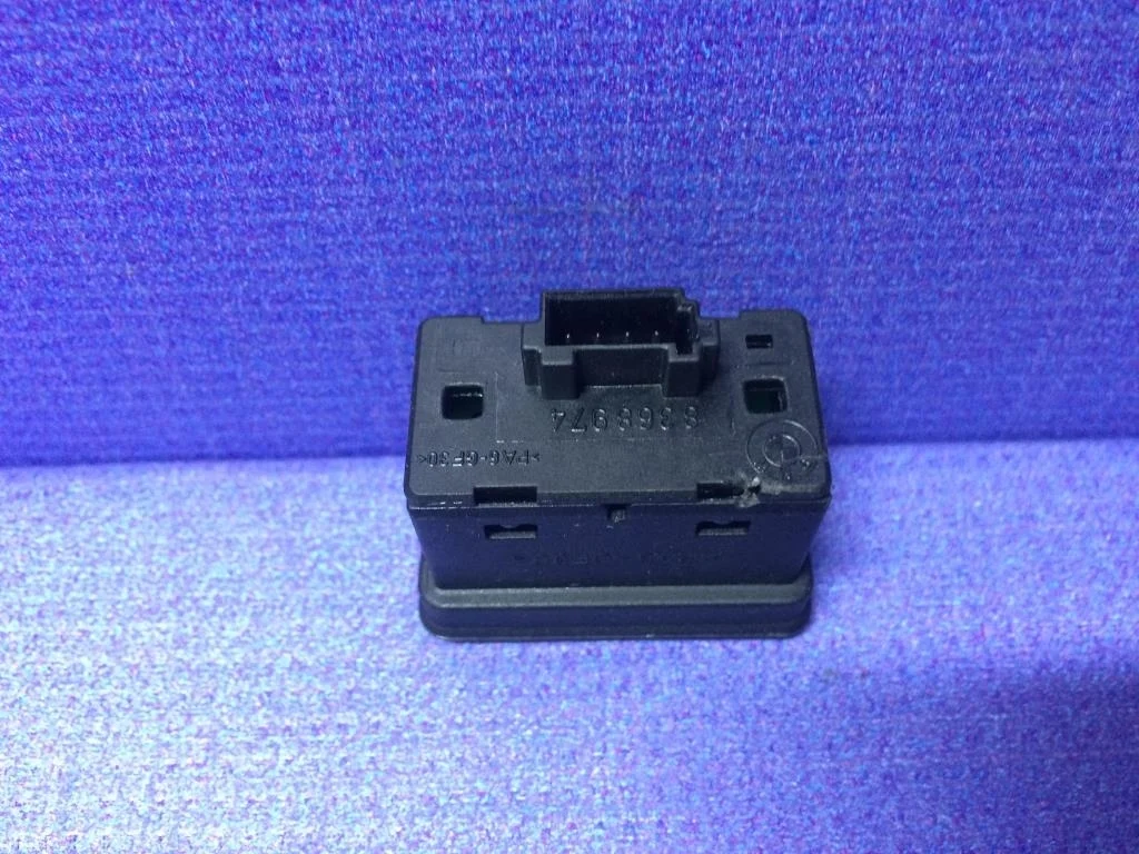 кнопка стеклоподъемника BMW 5-серия E39