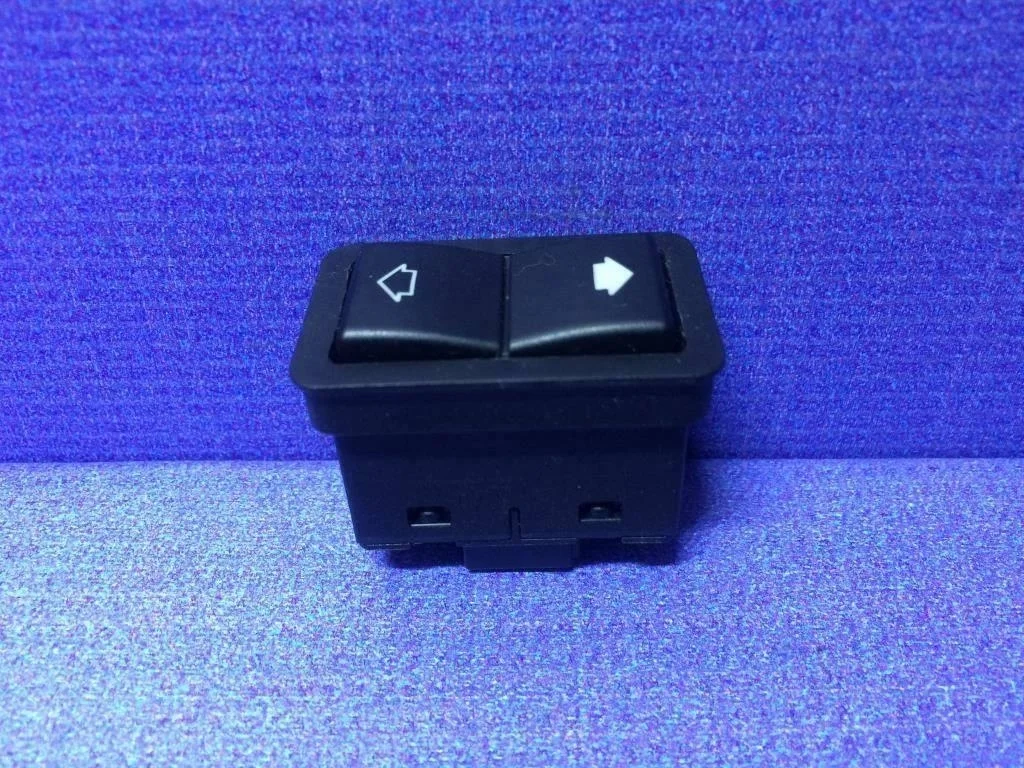 кнопка стеклоподъемника BMW 5-серия E39  M57D25 163 лс 525d