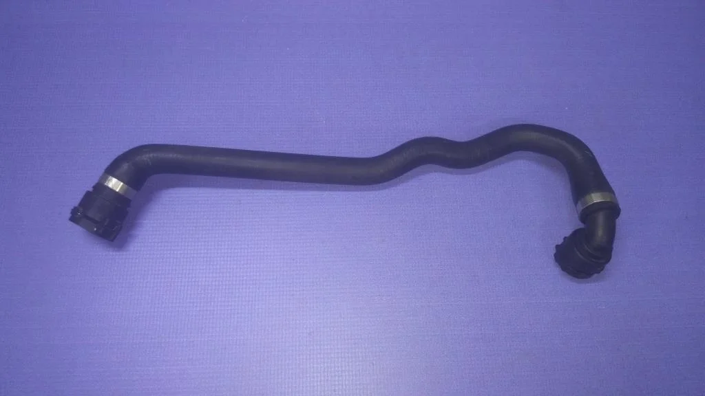 шланг системы охлаждения BMW 1-серия E87/E81  N47D20С 143 лс 118d