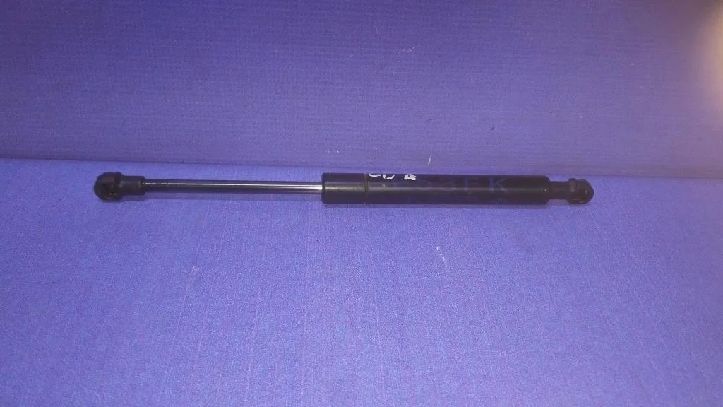 амортизатор капота BMW X5 E53 51238402551  M54B30 231 лс 3.0i 2002 TITANSILBER METALLIC (354)