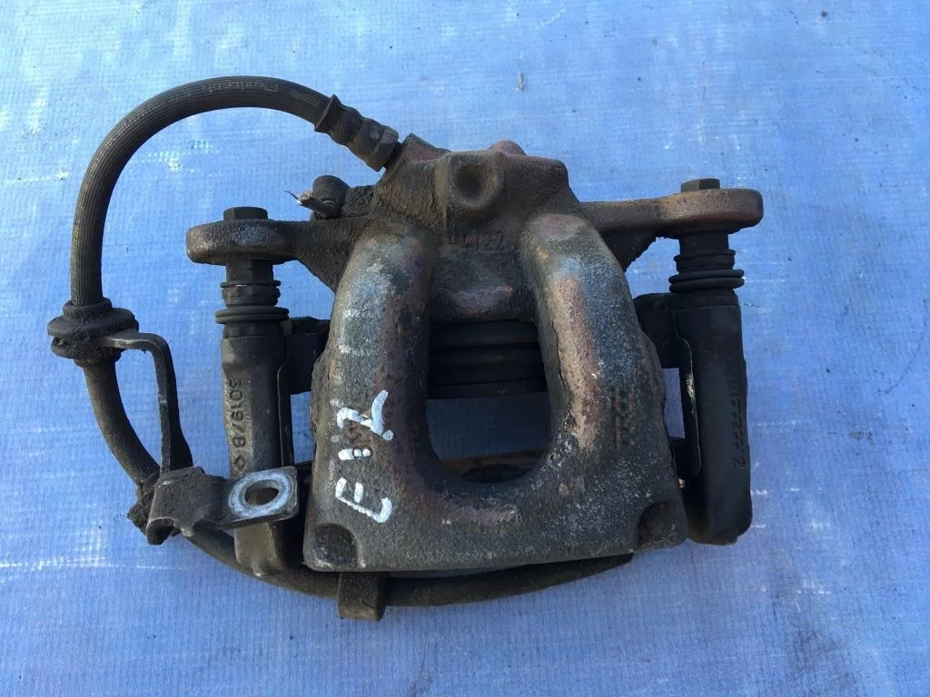 суппорт BMW 1-серия E87/E81  N47D20С 143 лс 118d