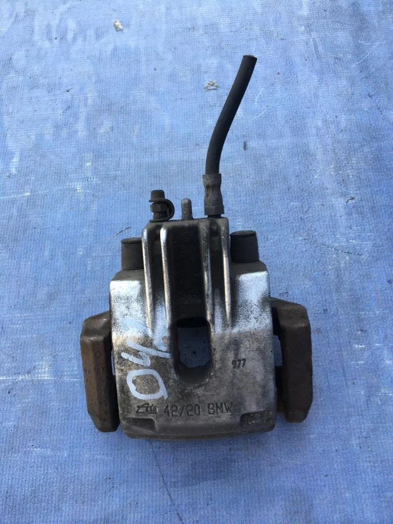 суппорт BMW 5-серия E60/E61  M54B25 192 лс 525i