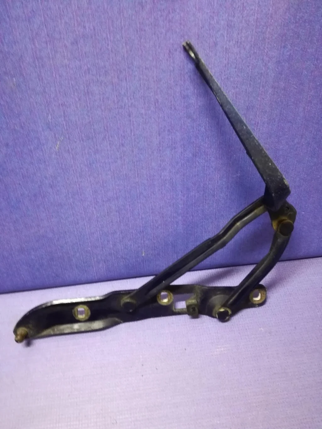 петля багажника BMW 5-серия E39