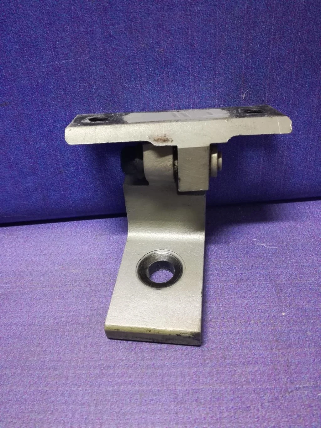 петля двери BMW 5-серия E60/E61 41517176848  M57TUD30 272 лс 535d 2006 TITANSILBER METALLIC (354)