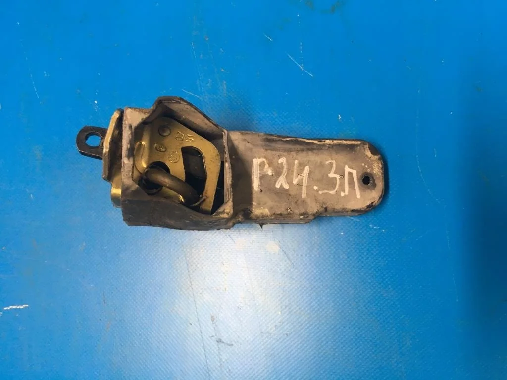 ограничитель двери BMW 5-серия E39 51228193448  M54B25 192 лс 525i 2001 TITANSILBER METALLIC (354)