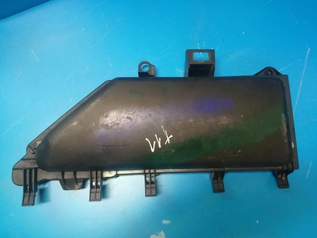 корпус салонного фильтра BMW 5-серия E60/E61 64316950936  M57TUD30 272 лс 535d 2006 TITANSILBER METALLIC (354)