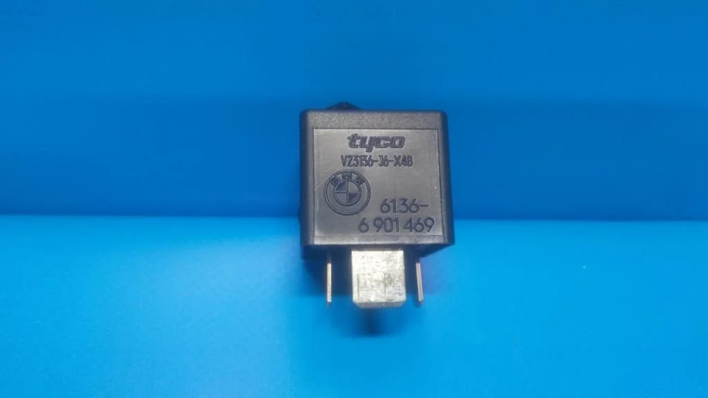 реле BMW 5-серия E60/E61