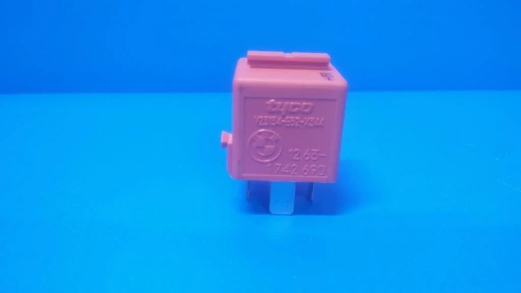 реле BMW 5-серия E60/E61