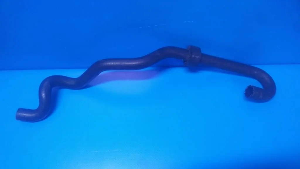 патрубок отопителя BMW 5-серия E60/E61