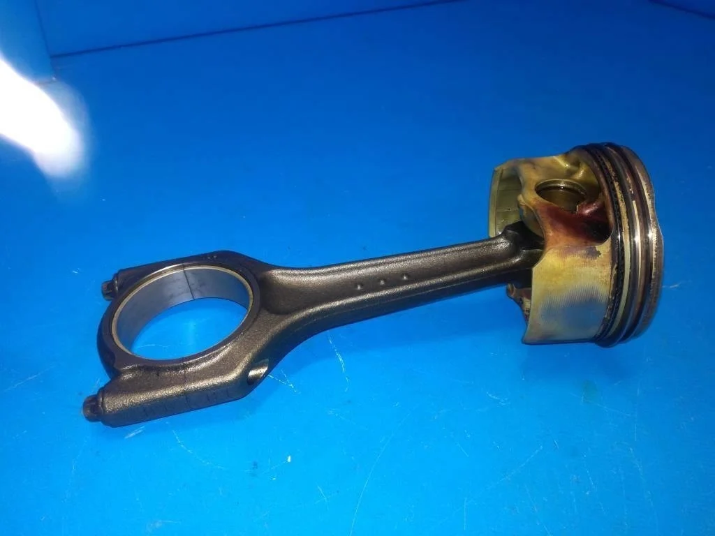 поршень с шатуном BMW 5-серия E60/E61  N52B25 218 лс 525i