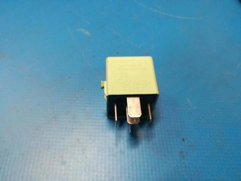 реле BMW X5 E53  M57D30 184 лс 3.0d