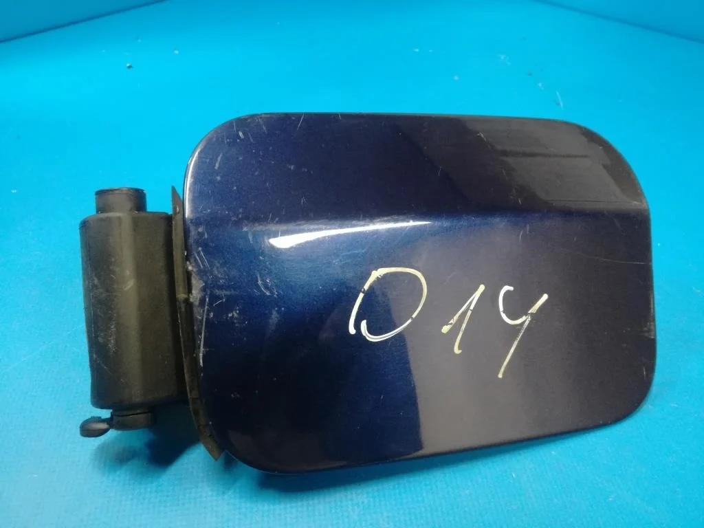 лючок бензобака BMW 5-серия E60/E61  N47D20A 177 лс 520d