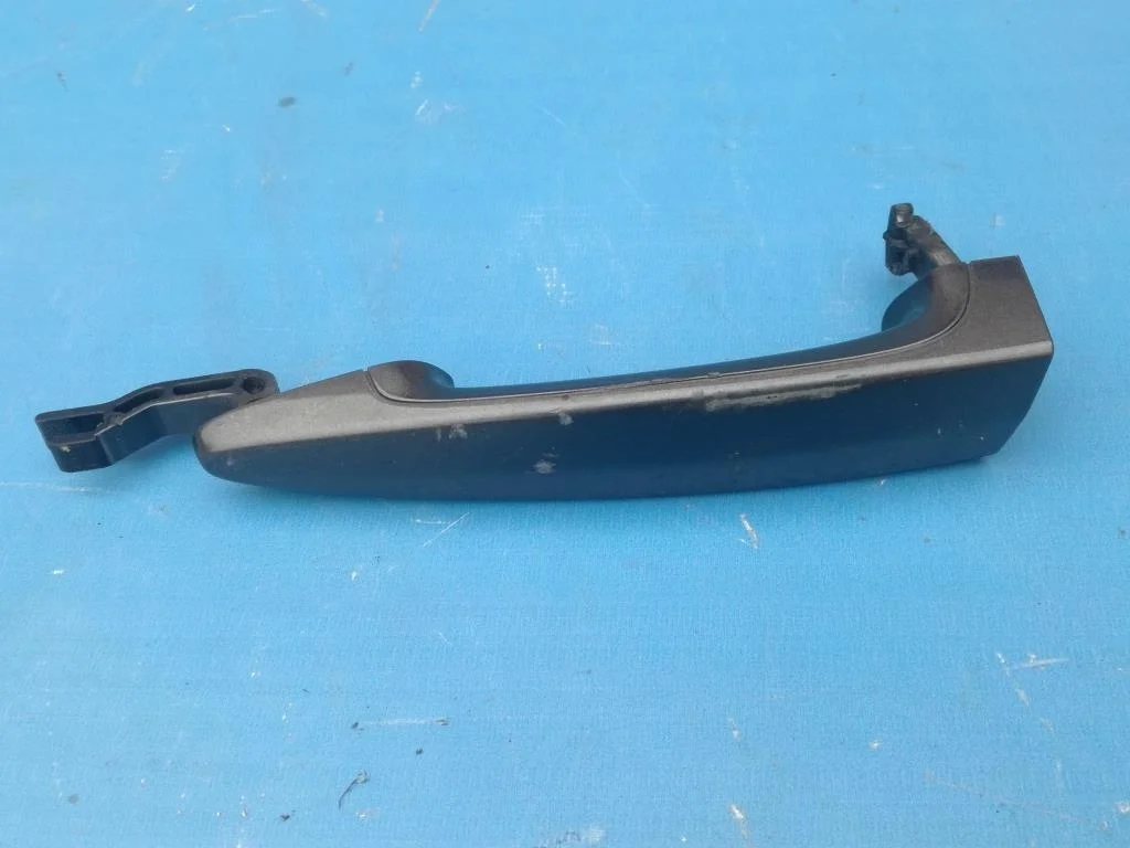 ручка двери наружная BMW 3-серия E90/E91  N47D20A 177 лс 320d