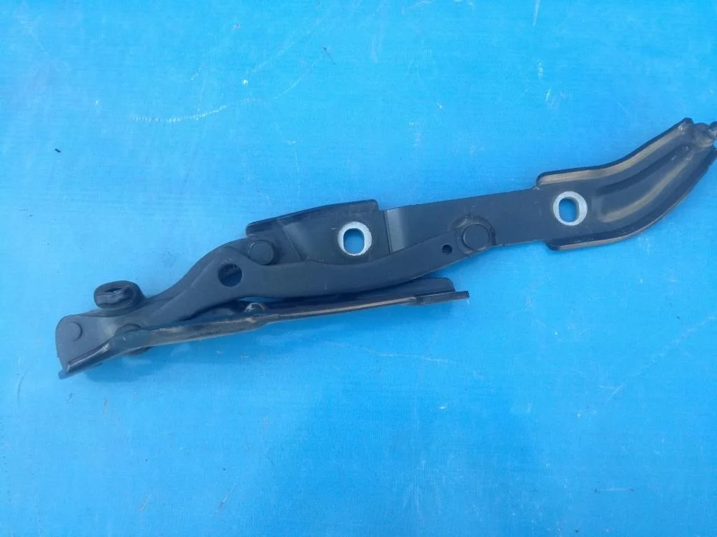 петля багажника BMW 3-серия E90/E91  N47D20A 177 лс 320d