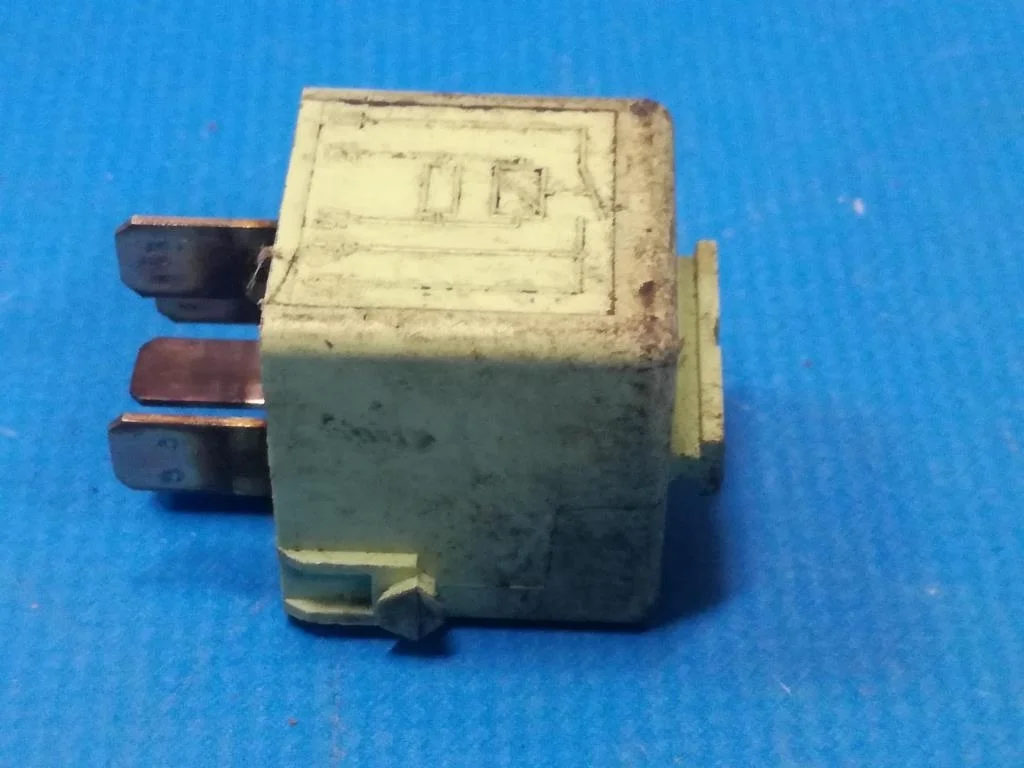 реле BMW 5-серия E60/E61