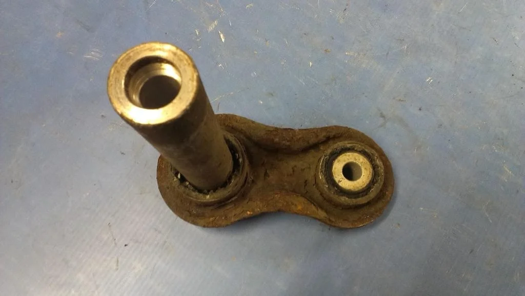 рычаг интегральный BMW X5 E53  M54B30 231 лс 3.0i