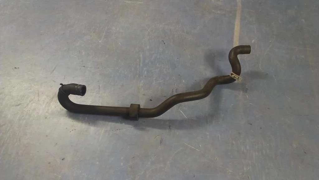 патрубок отопителя BMW 5-серия E60/E61  N53B30A 218 лс 525i