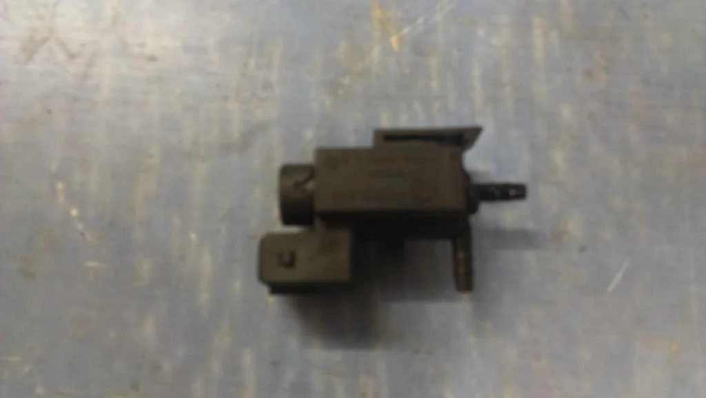 клапан электромагнитный BMW 5-серия E60/E61  N53B30A 218 лс 525i