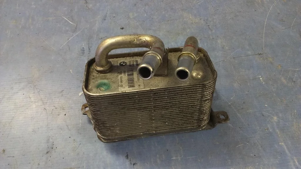 радиатор маслоохладитель акпп BMW 5-серия E60/E61  N53B30A 218 лс 525i