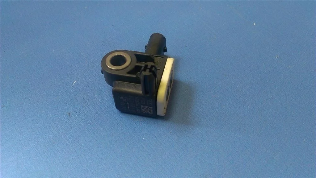 датчик airbag BMW 1-СЕРИЯ F20/F21