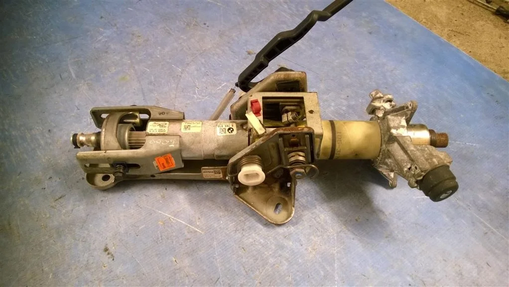 колонка рулевая BMW 5-серия E60/E61 32306770703